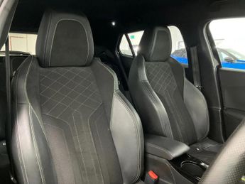 Peugeot 2008 100kW GT Premium 50kWh 5dr Auto