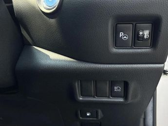 Toyota C-HR 1.8 VVT-h Excel SUV 5dr Petrol Hybrid CVT Euro 6 (s/s) (122 ps)