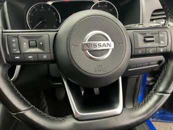 Nissan Qashqai 1.3 DiG-T MH N-Connecta 5dr