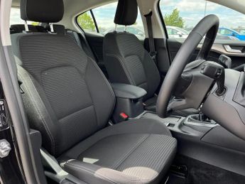 Ford Focus 1.0 EcoBoost Hybrid mHEV Titanium 5dr