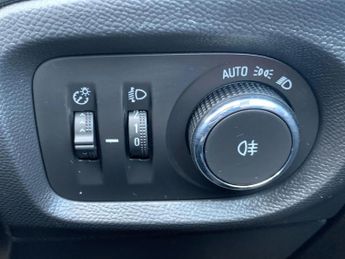 Vauxhall Corsa 1.2 SE Premium 5dr
