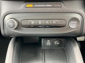 Ford Focus 1.0 EcoBoost Hybrid mHEV 155 Active 5dr Auto
