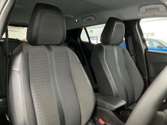 Peugeot 2008 1.2 PureTech Allure Premium 5dr