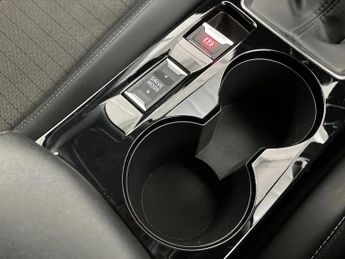 Peugeot 2008 1.2 PureTech Allure Premium 5dr
