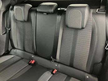 Peugeot 2008 1.5 BlueHDi 110 Allure Premium 5dr