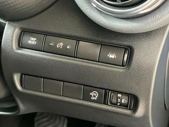 Nissan Juke 1.0 DiG-T 114 N-Connecta 5dr DCT