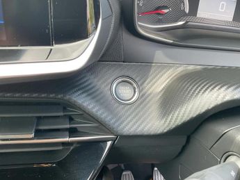 Peugeot 208 1.2 PureTech Active Premium + 5dr