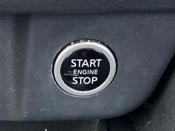 Nissan Qashqai 1.3 DiG-T MH 158 N-Connecta 5dr Xtronic