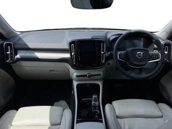 Volvo Xc40 2.0 B4P Inscription Pro 5dr Auto [7 speed]