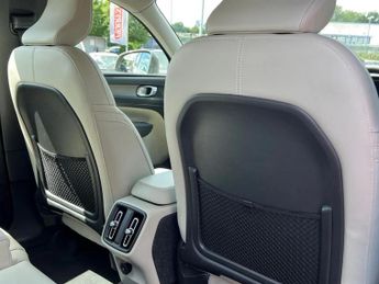 Volvo Xc40 2.0 B4P Inscription Pro 5dr Auto [7 speed]