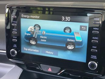 Toyota Yaris 1.5 Hybrid Excel 5dr CVT