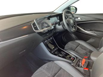 Vauxhall Grandland 1.2 Turbo Ultimate SUV 5dr Petrol Auto Euro 6 (s/s) (130 ps)