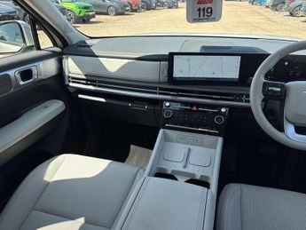 Hyundai Santa Fe 1.6 TGDi Plug-in Hybrid Premium 5dr 4WD Auto