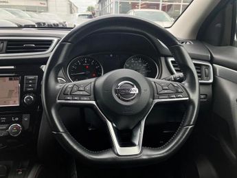 Nissan Qashqai 1.3 DiG-T N-Motion 5dr