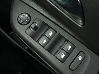 Vauxhall Corsa 100kW Yes 50kWh 5dr Auto