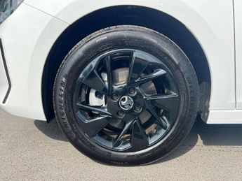 Vauxhall Corsa 100kW Yes 50kWh 5dr Auto
