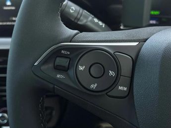 Vauxhall Mokka 100kW Design 50kWh 5dr Auto