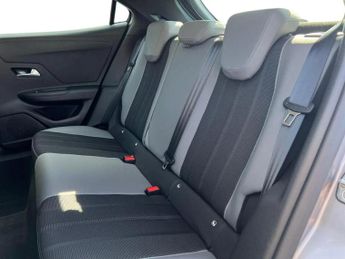 Vauxhall Mokka 100kW Design 50kWh 5dr Auto