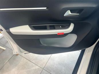 Citroen C3 83kW Max 44kWh 5dr Auto