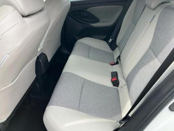 Toyota Yaris 1.5 Hybrid Excel 5dr CVT