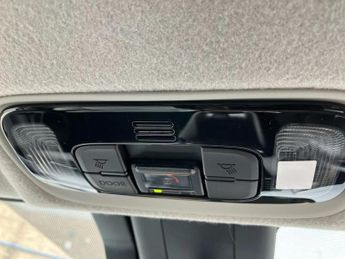 Toyota Yaris 1.5 Hybrid Excel 5dr CVT