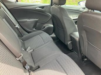 Vauxhall Astra 1.4T 16V 150 SRi Vx-line 5dr