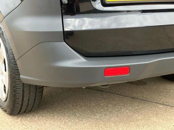 Ford Transit Courier 1.5 TDCi Trend Van [6 Speed]