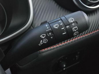 Mg Zs 1.5 VTi-TECH Exclusive 5dr