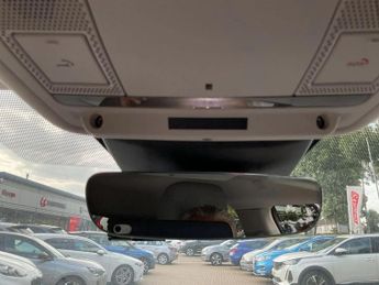 Land Rover Range Rover Evoque 2.0 P200 SE 5dr Auto