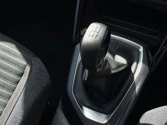 Peugeot 208 1.2 PureTech Active Premium + 5dr