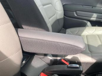 Citroen C3 Aircross 1.2 PureTech 130 Shine 5dr EAT6