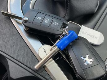 Peugeot 3008 1.5 BlueHDi Allure 5dr