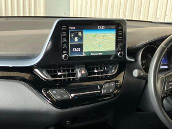 Toyota C-HR 1.8 Hybrid Design 5dr CVT