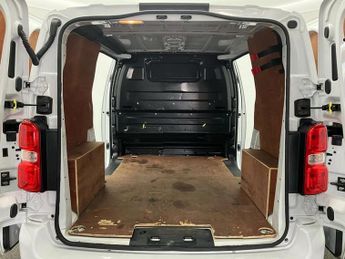 Vauxhall Vivaro 2700 1.5d 120PS Sportive H1 Van