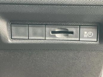 Peugeot 308 115kW GT 54kWh 5dr Auto