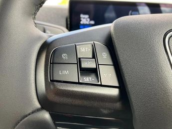 Ford Mustang Mach-E 197kW Select 72kWh RWD 5dr Auto [Tech+]