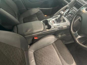 Peugeot 3008 1.2 Puretech Allure 5dr