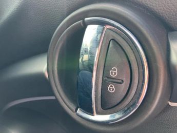 Mini Hatch 2.0 Cooper S Exclusive 3dr Auto