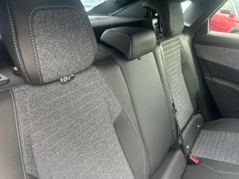 Peugeot 3008 157kW Allure 73kWh 5dr Auto