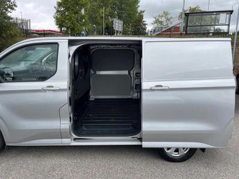 Ford E-Transit Custom 100kW 65kWh H1 Van Limited Auto