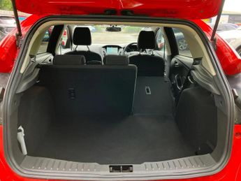 Ford Focus 1.0 EcoBoost 125 Zetec Edition 5dr Auto