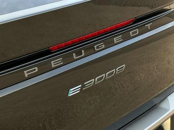 Peugeot 3008 157kW GT 73kWh 5dr Auto