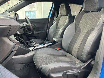 Peugeot 2008 100kW GT Premium 50kWh 5dr Auto