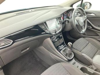 Vauxhall Astra 1.0T ecoTEC SRi Nav 5dr