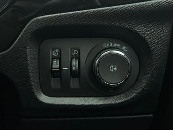 Vauxhall Corsa 100kW Design 50kWh 5dr Auto