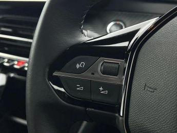Peugeot 2008 1.2 PureTech Active Premium 5dr