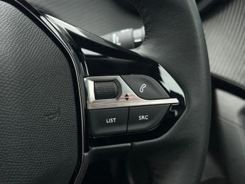 Peugeot 2008 1.2 PureTech Active Premium 5dr