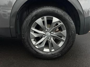 Peugeot 2008 1.2 PureTech Active Premium 5dr