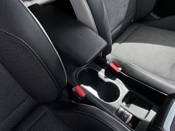Renault Captur 1.3 TCE 140 SE Edition 5dr EDC