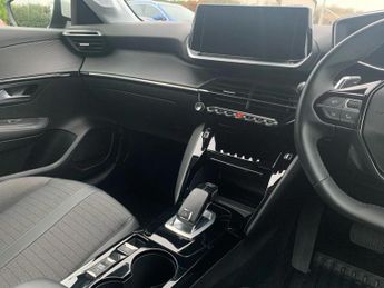 Peugeot 208 1.2 PureTech 100 Allure Premium 5dr EAT8